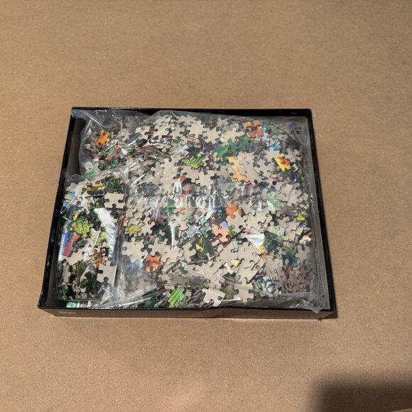 Buffalo Games Hidden Tigers 2000 Piece Jigsaw Puzzle Complete Colorful - Picture 5 of 8